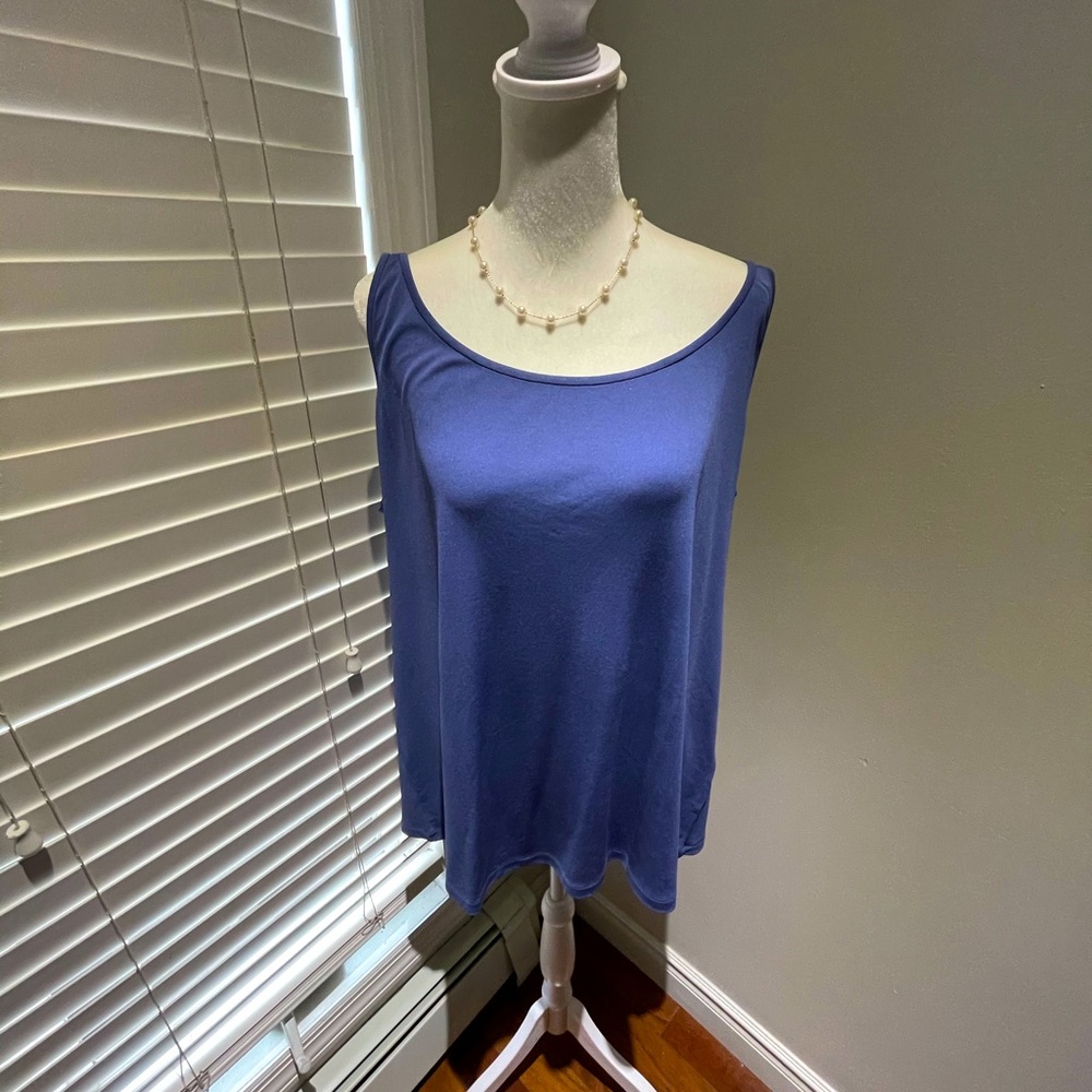 NWT: Eileen Fisher scoop neck long cami blue 2X